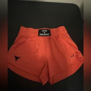 Under Armor Iron Paradise Coral/Pink Women’s Shorts Small